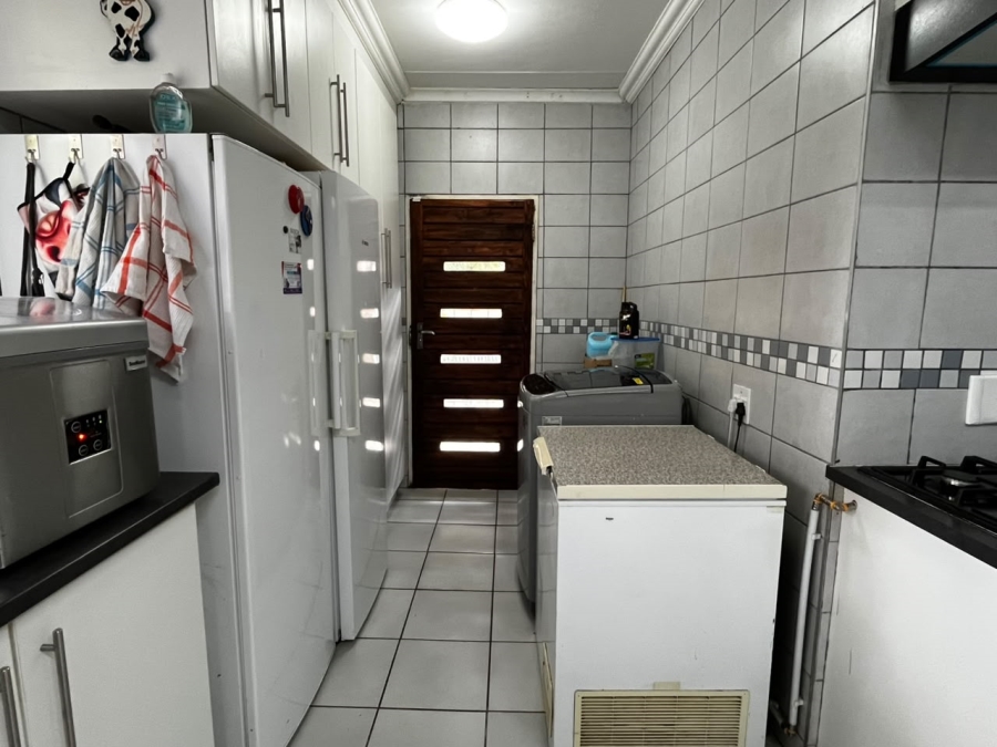 3 Bedroom Property for Sale in La Hoff North West